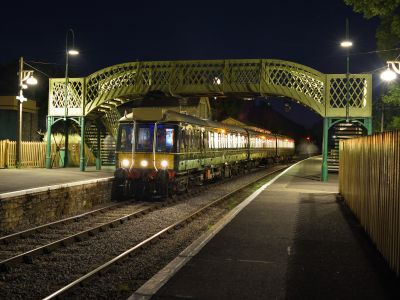 Sunset Shuttle at Corfe Castle